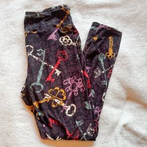 LuLaRoe Tall & Curvy Leggings Dark Purple